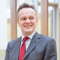 Adrian Hull, corresponsabile del team fixed income di Kames Capital