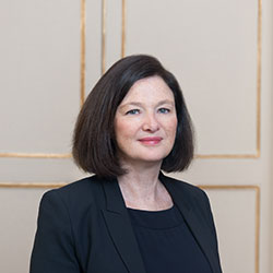 Sandra Crowl