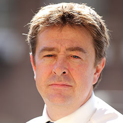 Matthew Lovatt, head of business development di AXA Investment Managers