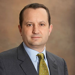 Mark Lawrence, Senior Analyst di T. Rowe Price