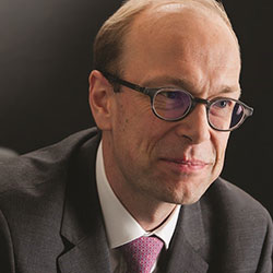 Emil Wolter, gestore del fondo Comgest growth emerging markets di Comgest