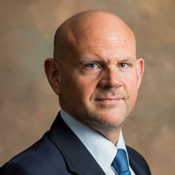 Dean Tenerelli, gestore del fondo T. Rowe Price Funds Sicav – European Equity di T. Rowe Price
