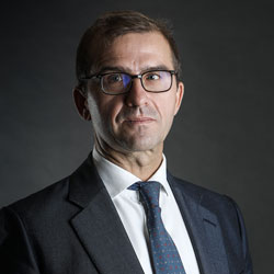  Alex Lasagna, deputy CEO di Algesbris Investments