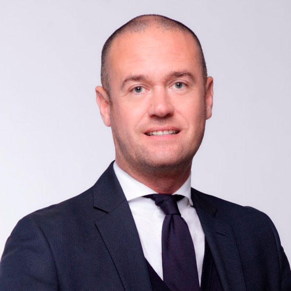 Lorenzo Riccardi,economista Shanghai University