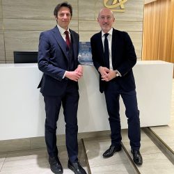 Alexandre Drabowicz, Global Chief Investment Officer di Indosuez Wealth Management (a destra) e Andrea Germani, Head of Markets & Investment Solutions di Indosuez Wealth Management in Italia (a sinistra)